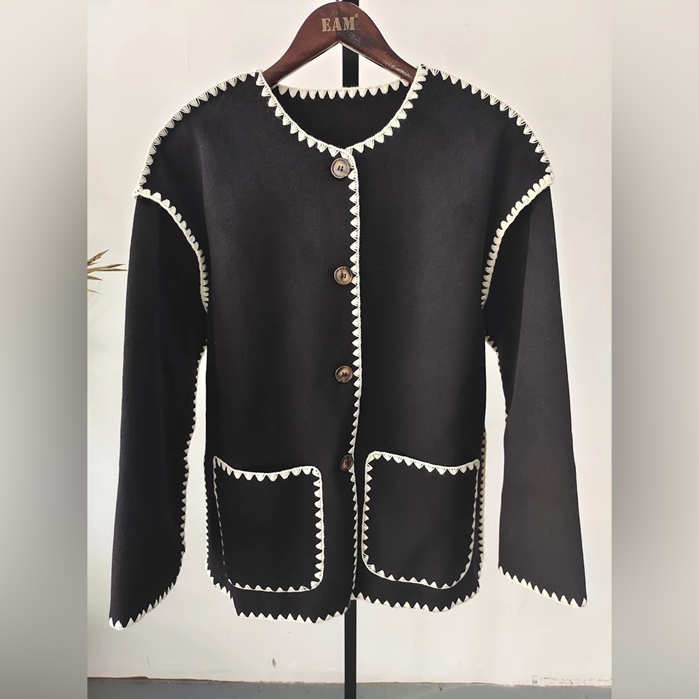 Black Woolen Coat With Scarf - Picture 4 of 5